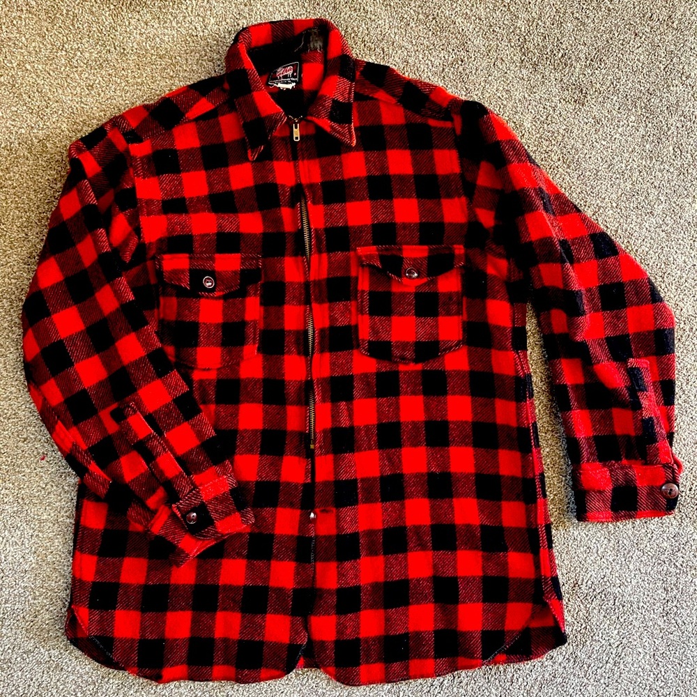 Vintage men’s Woolrich zip up wool shirt sz s buffalo plaid